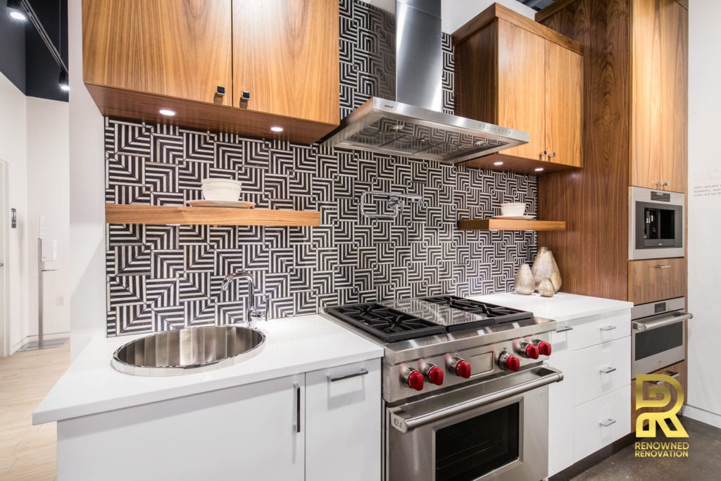 Kohler-Signature-Store-Dallas-StyleCraft-Cabinets-Designed-by-Renowned-Renovation11