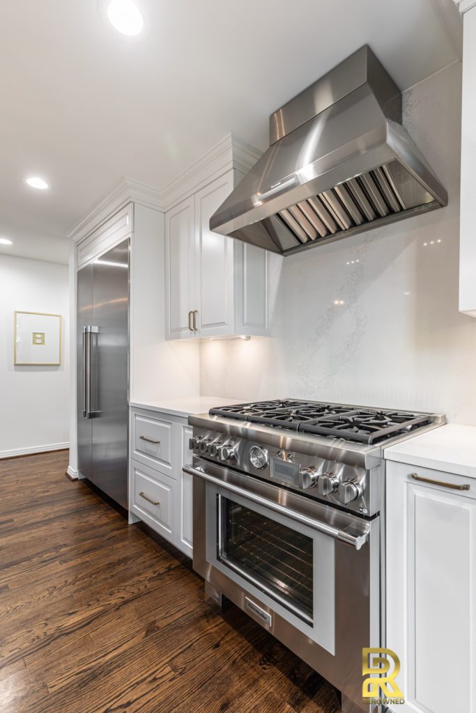 University-Park-Luxury-Remodeling-Dallas-Texas-17 Luxury Kitchen Remodel Featuring Thermador Chimney Wall Hood