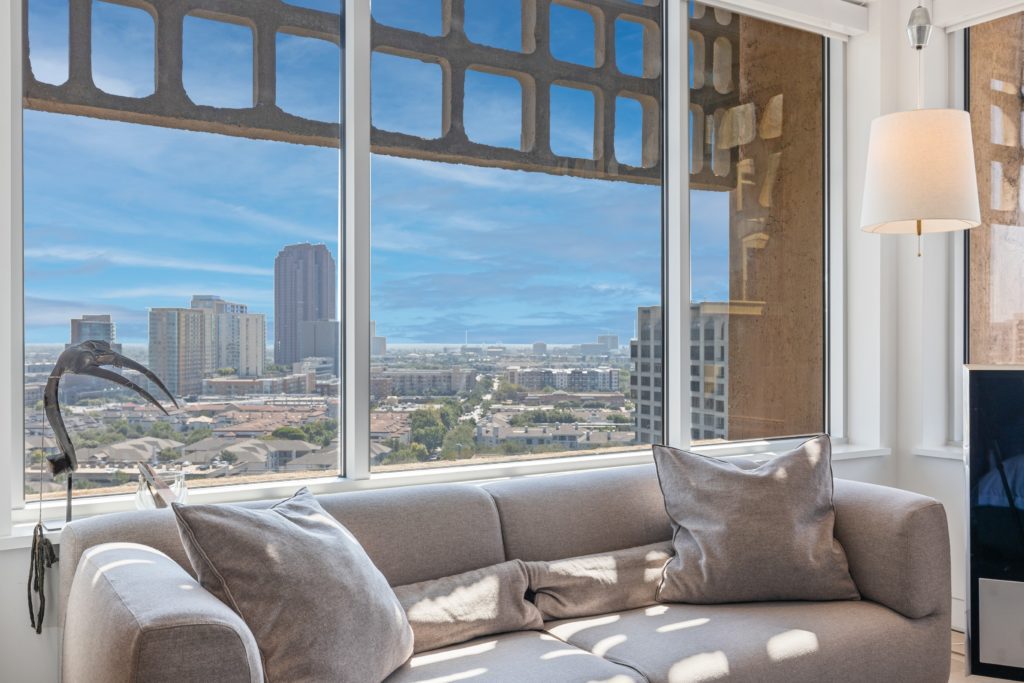 Historic-High-Rise-Condo-Remodeling-By-Renowned-Renovation-Dallas-Texas-2022-01