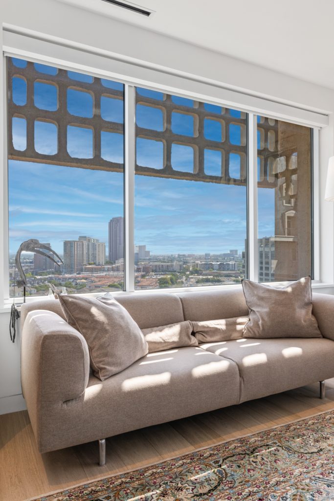 Luxury-High-Rise-Condo-After-Remodeling-By-Renowned-Renowned-Renovation-Dallas-Texas-02